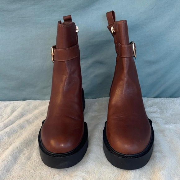 NWOT Coach Ankle Boots Brown Size 8.5 - Picture 1 of 9